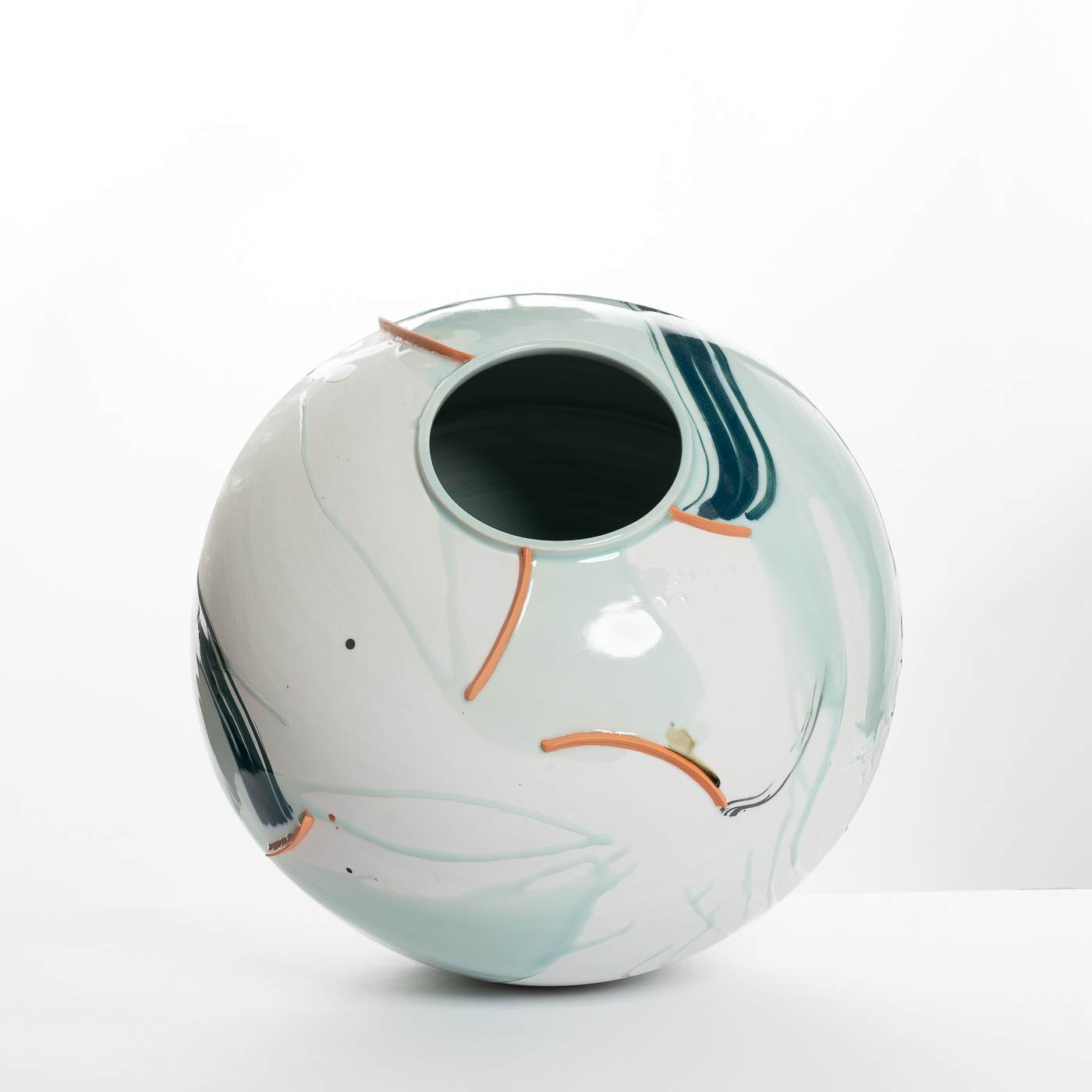 AF447Y474 Round Vessel