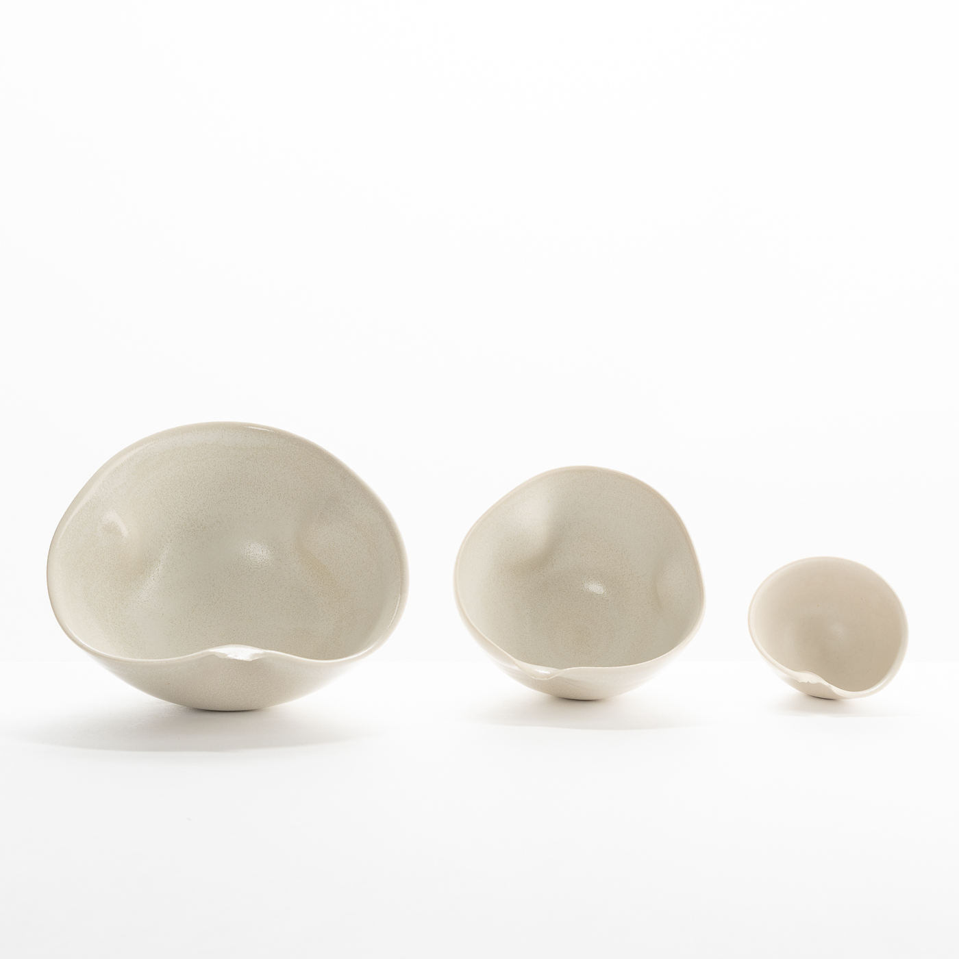 HK293Y430 Magnolia Dances Set of 3 Bowls