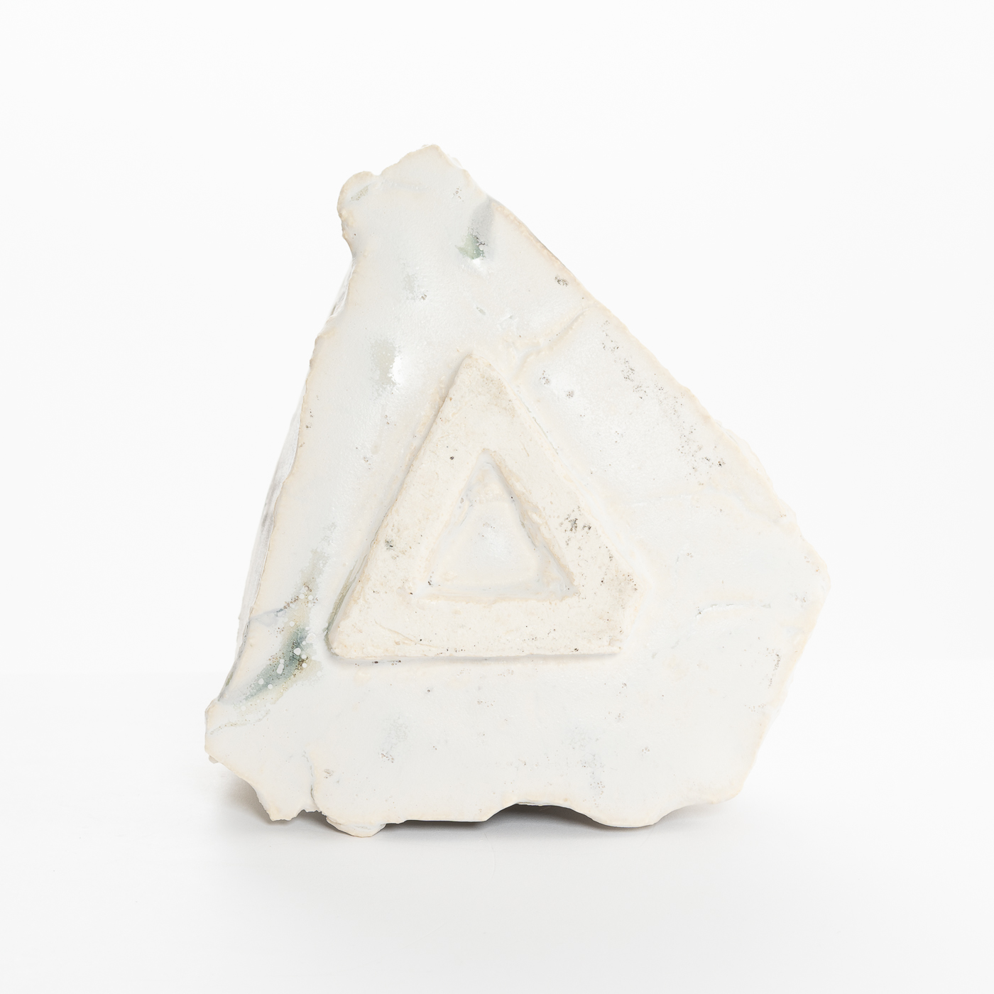 KW568Y10 Asymmetrical Vessel