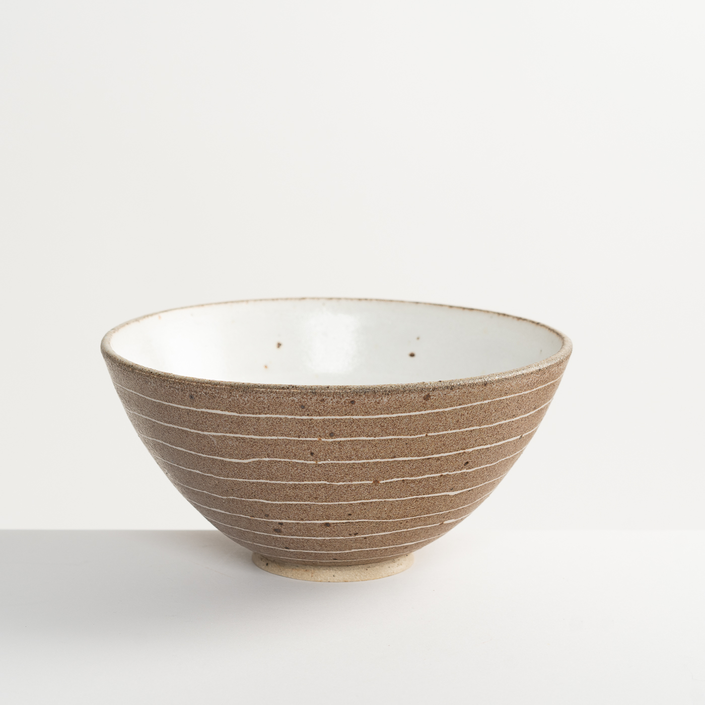 Brown Stripy Round Bowl AP575Y19