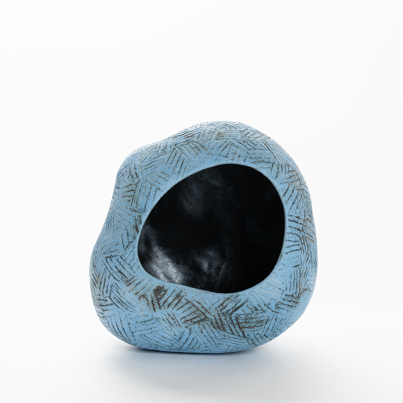 KB561Y31 Sky Blue Round Vessel