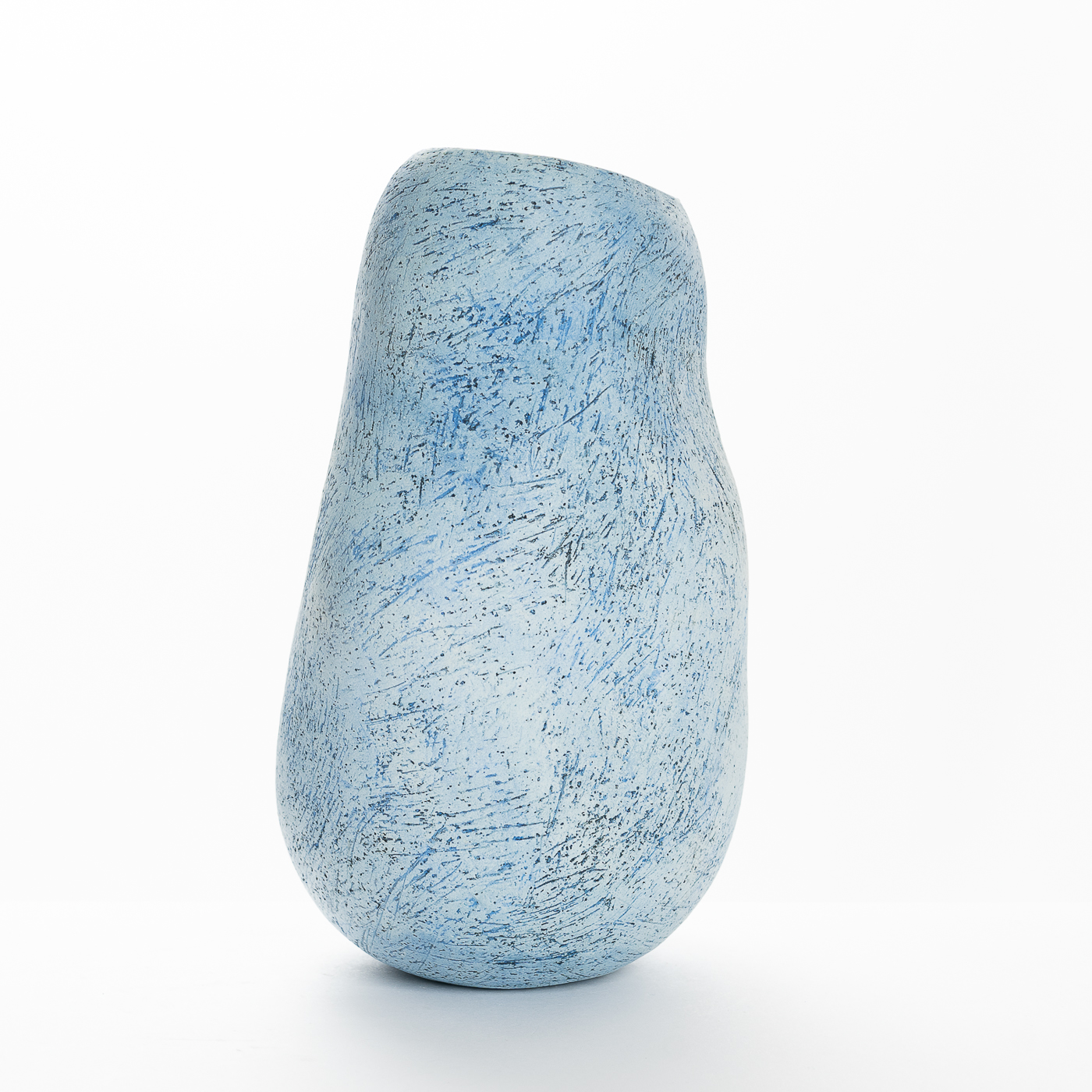 KB561Y34 Pale Blue Vessel