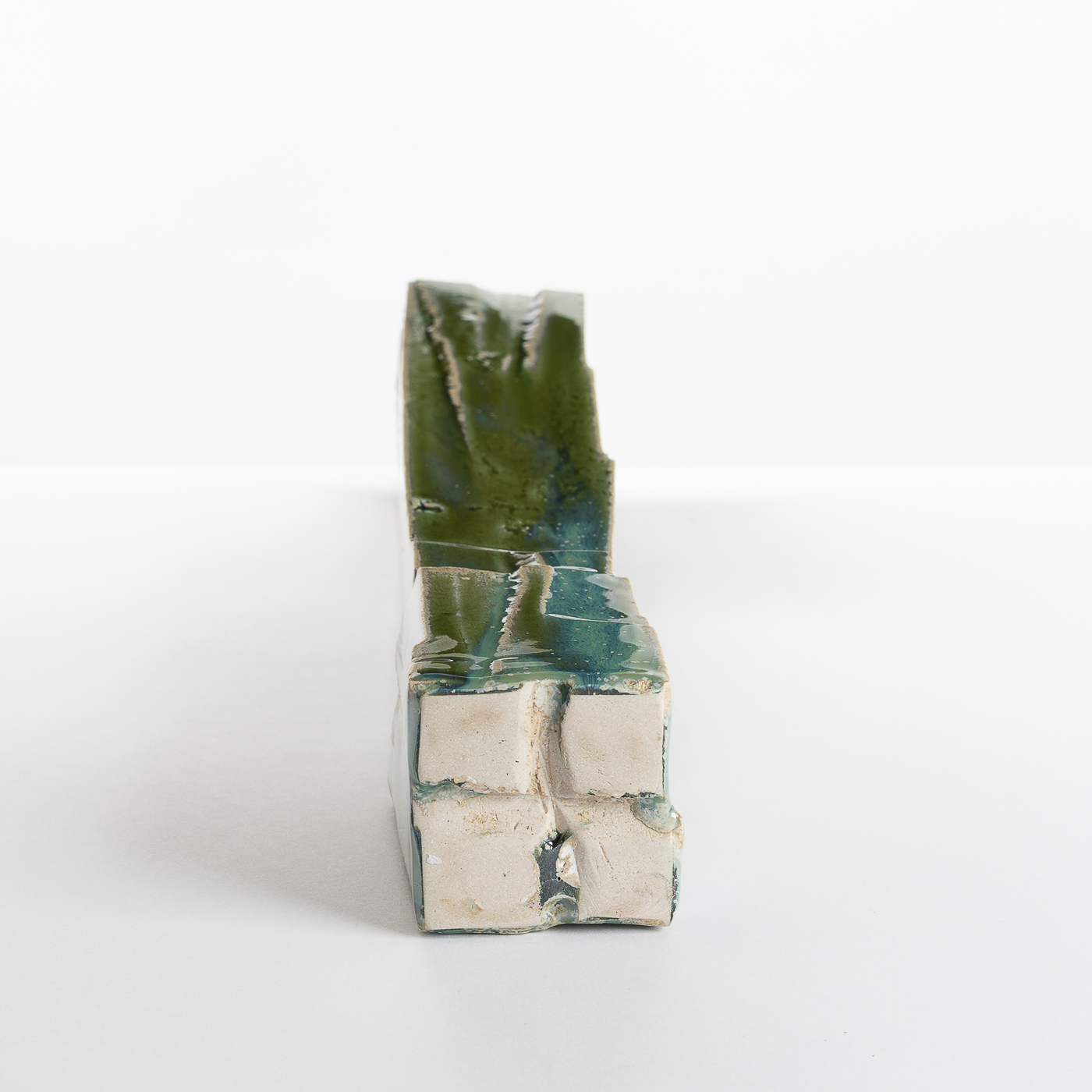 DB215Y43 Tall Two-Part Vase