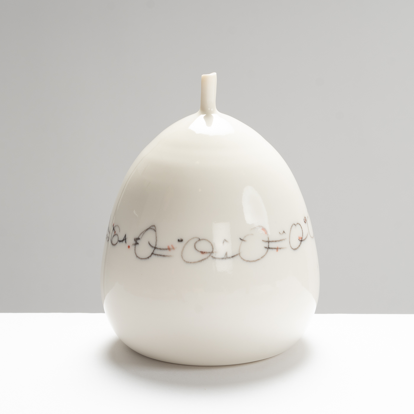 BP577Y28 Decorated Vase with Stalk