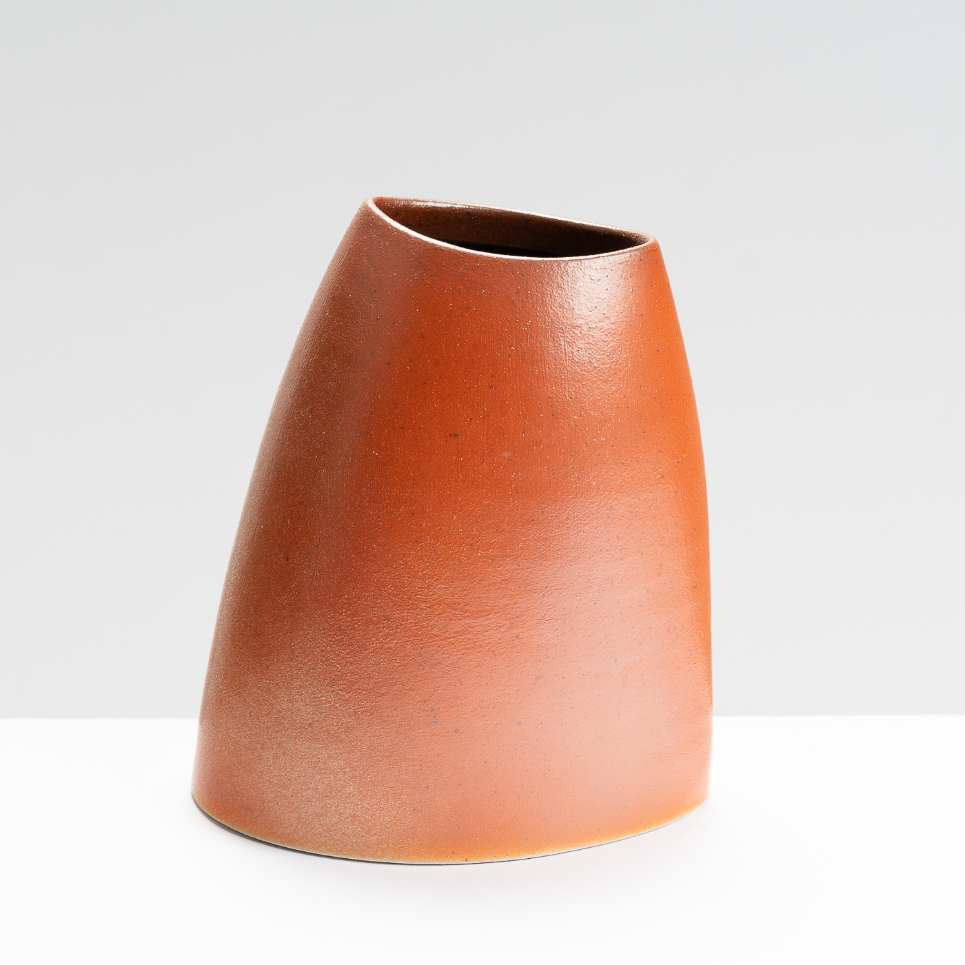 JH57Y320 Orange Vase