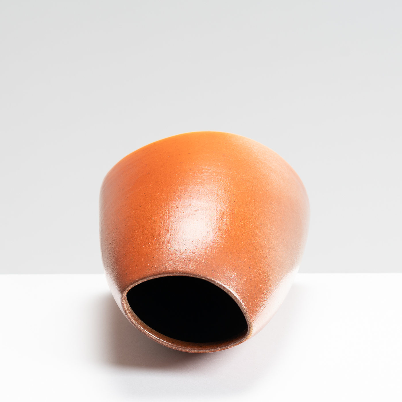JH57Y320 Orange Vase