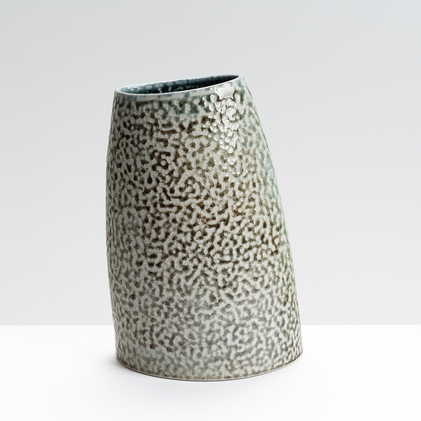 JH57Y325 Blue/Grey Vase