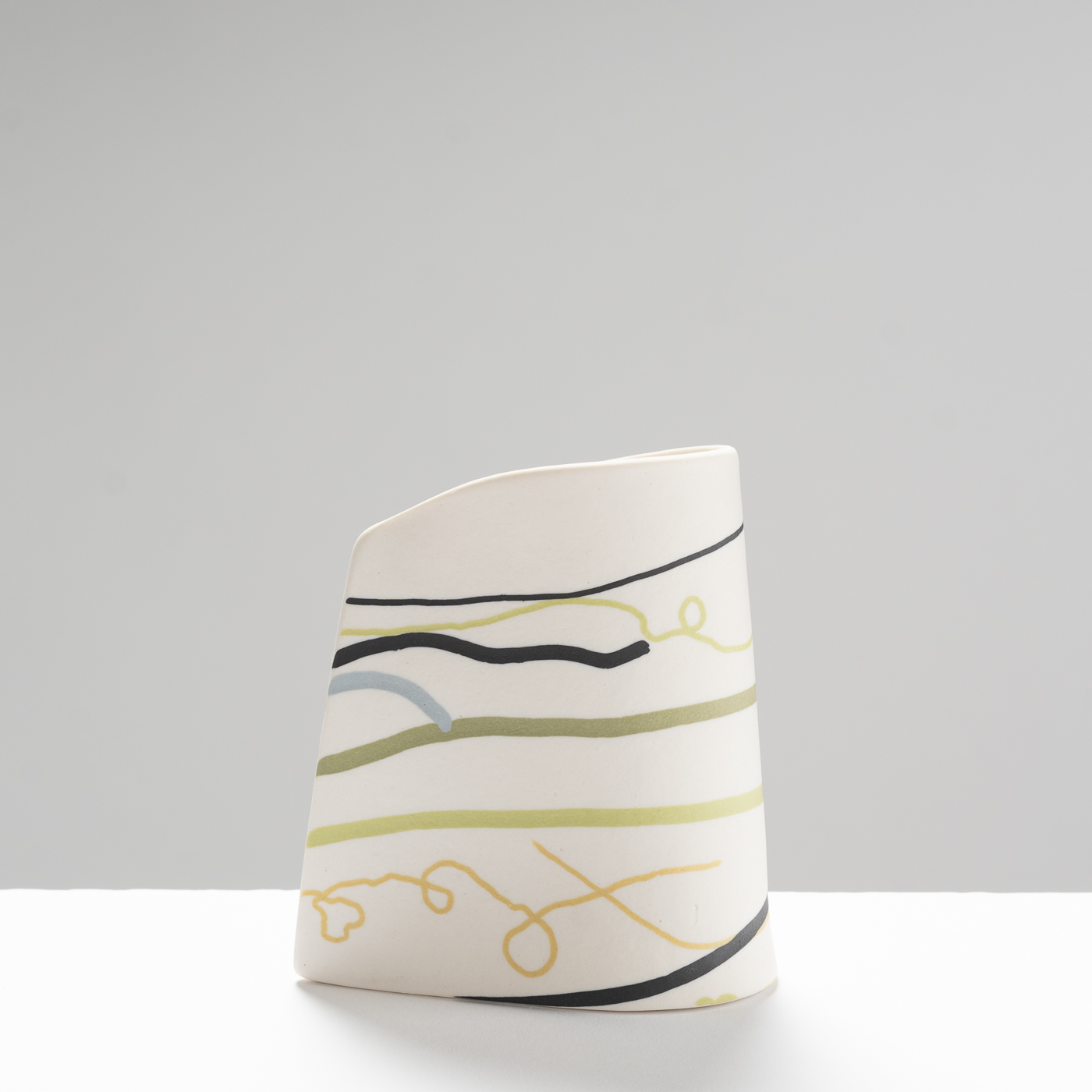 CS581Y25 After the Storm Extra Small Teardrop Vessel