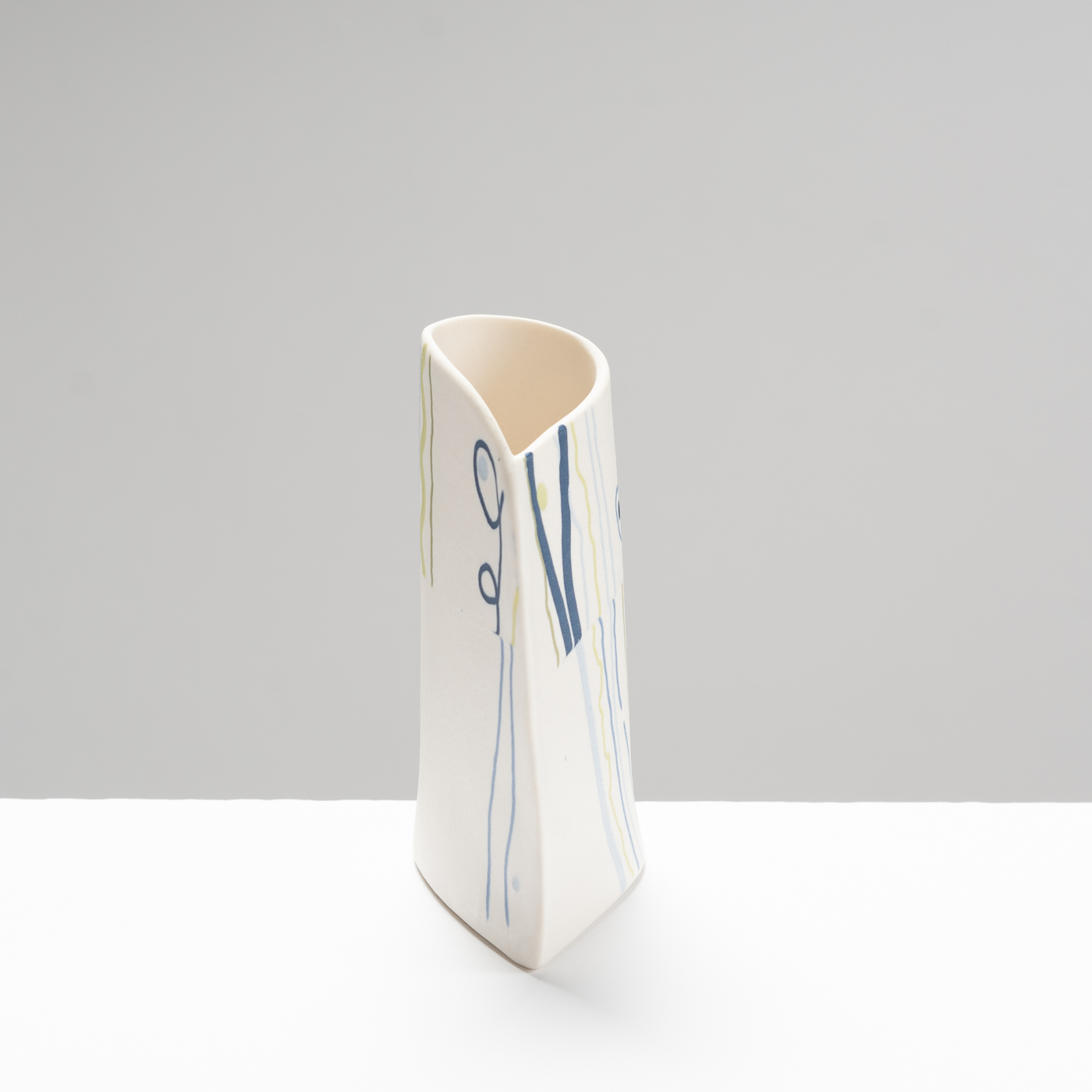 CS581Y30 Land Extra Small Teardrop Vessel