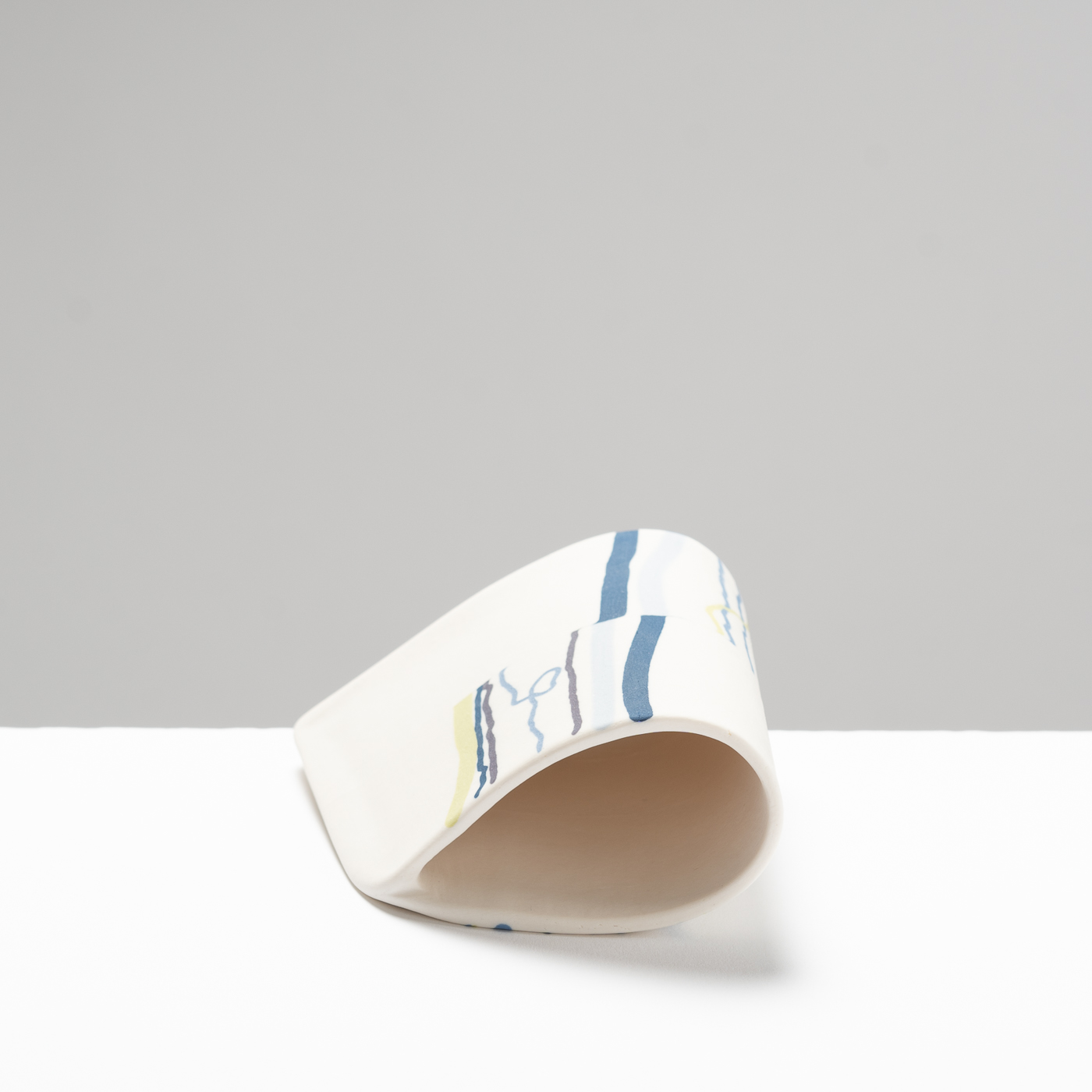 CS581Y33 Land Extra Small Teardrop Vessel