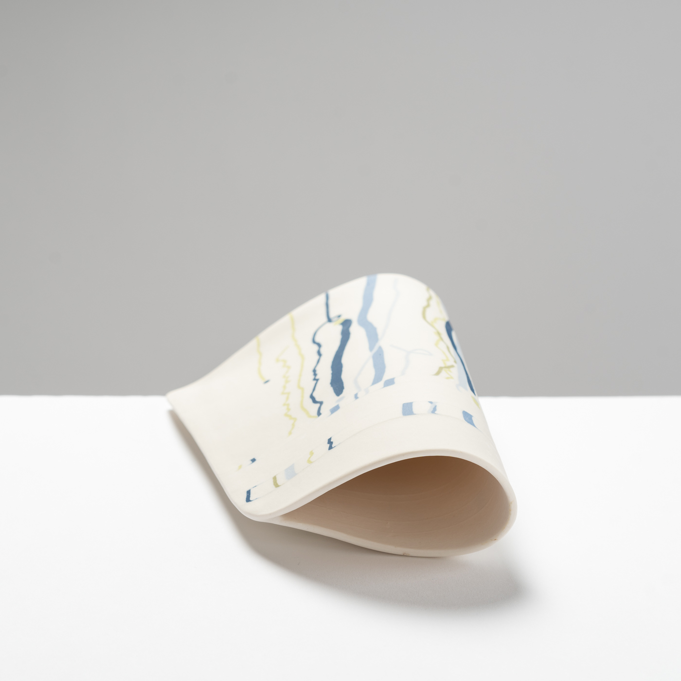 CS581Y35 Medium Teardrop Vessel