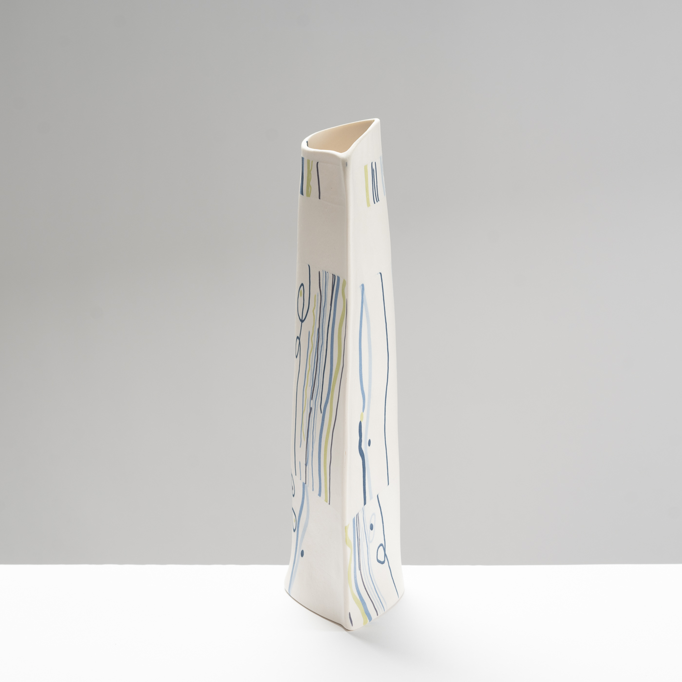 CS581Y38 Tall Teardrop Vessel