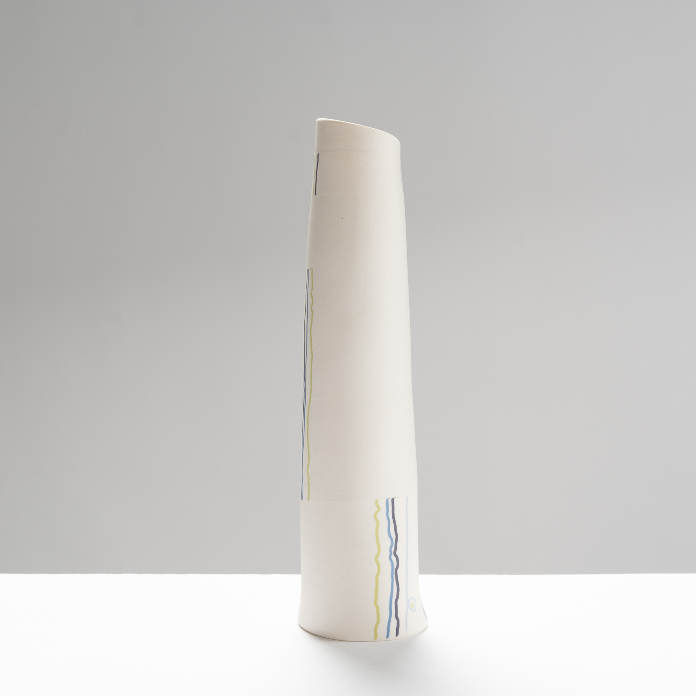 CS581Y38 Tall Teardrop Vessel