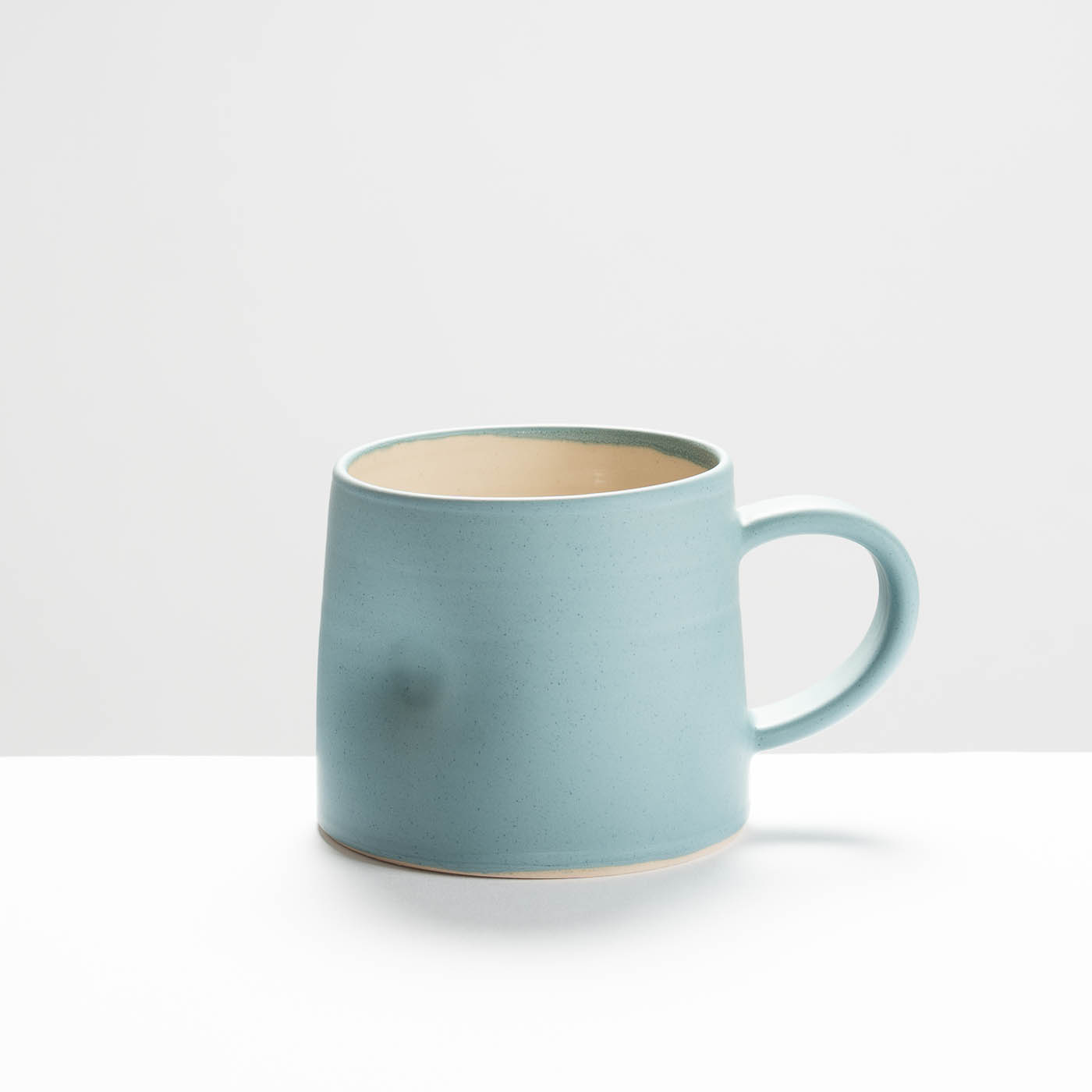 Mugs & Drinking Vessels