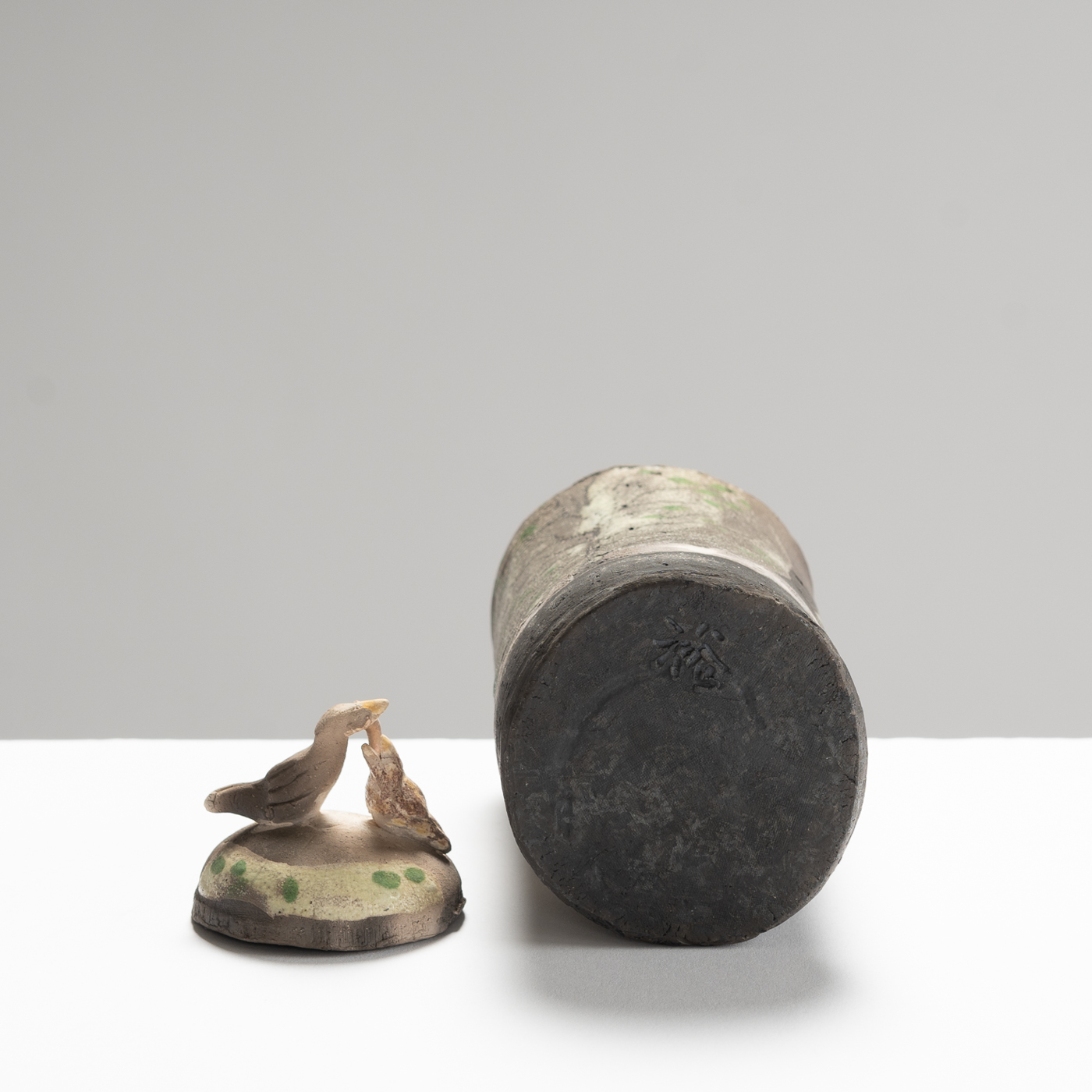 HT473Y133 Blackbird and Chick Message Box