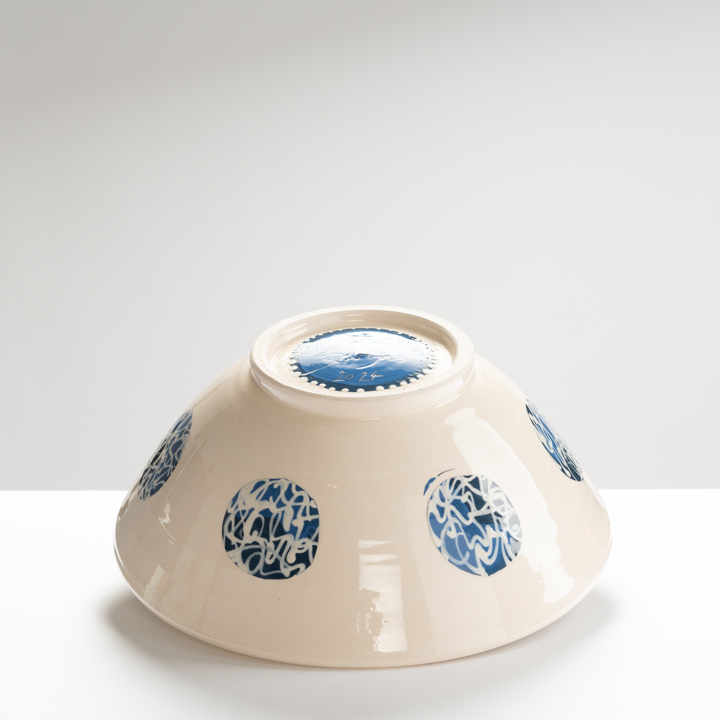 IS453Y288 Large Bowl