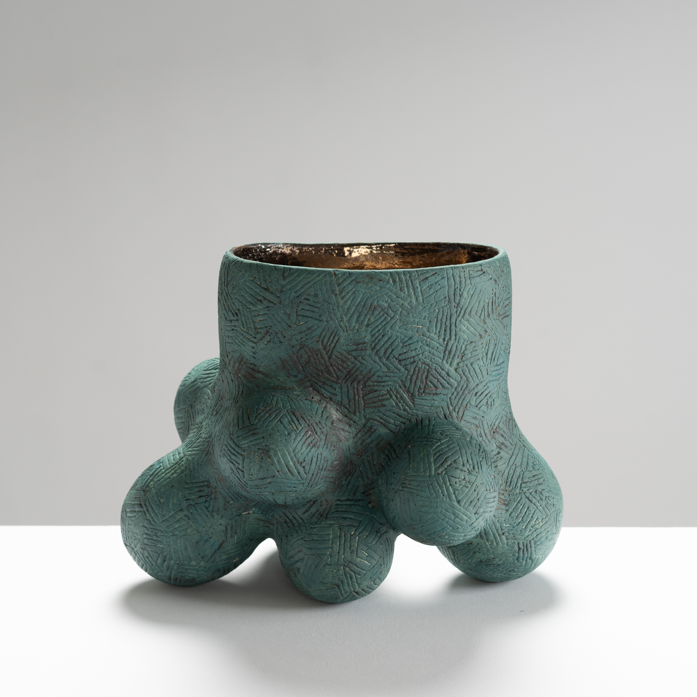 KB561Y37 Cloud Form with Metallic