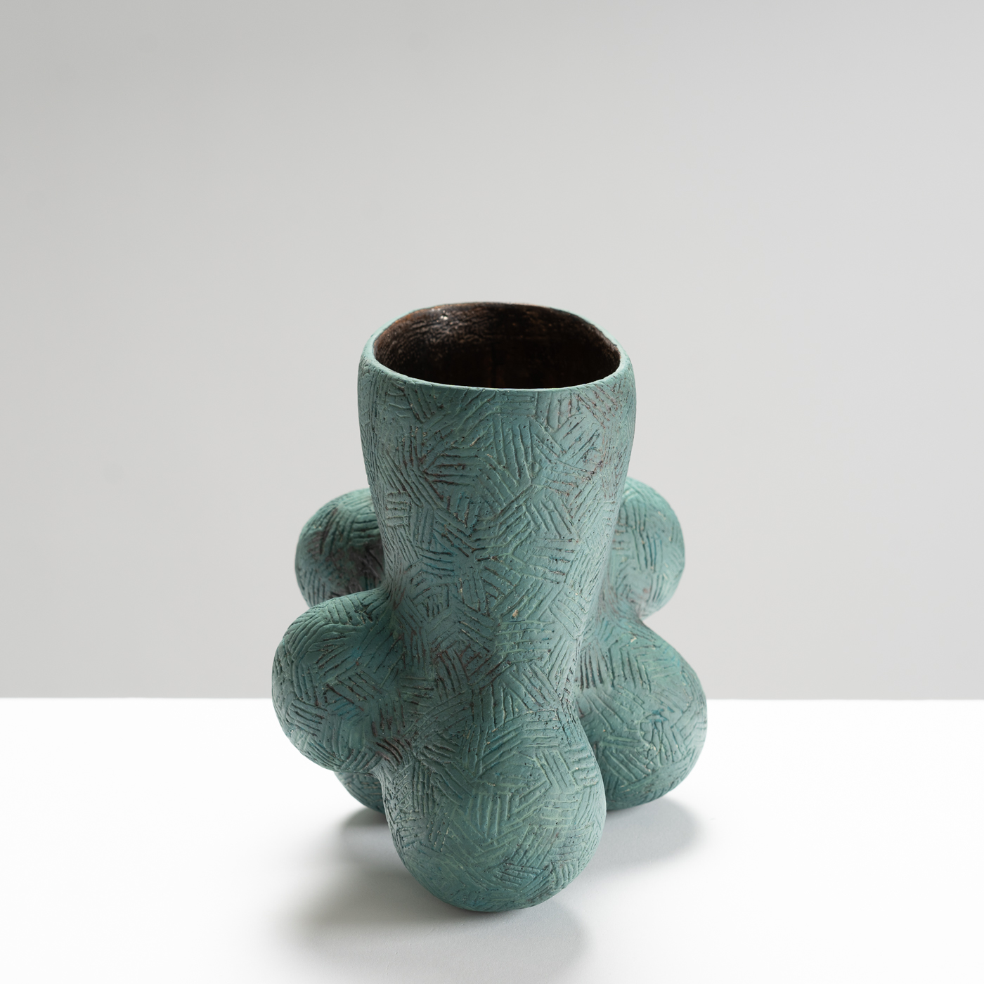 KB561Y37 Cloud Form with Metallic