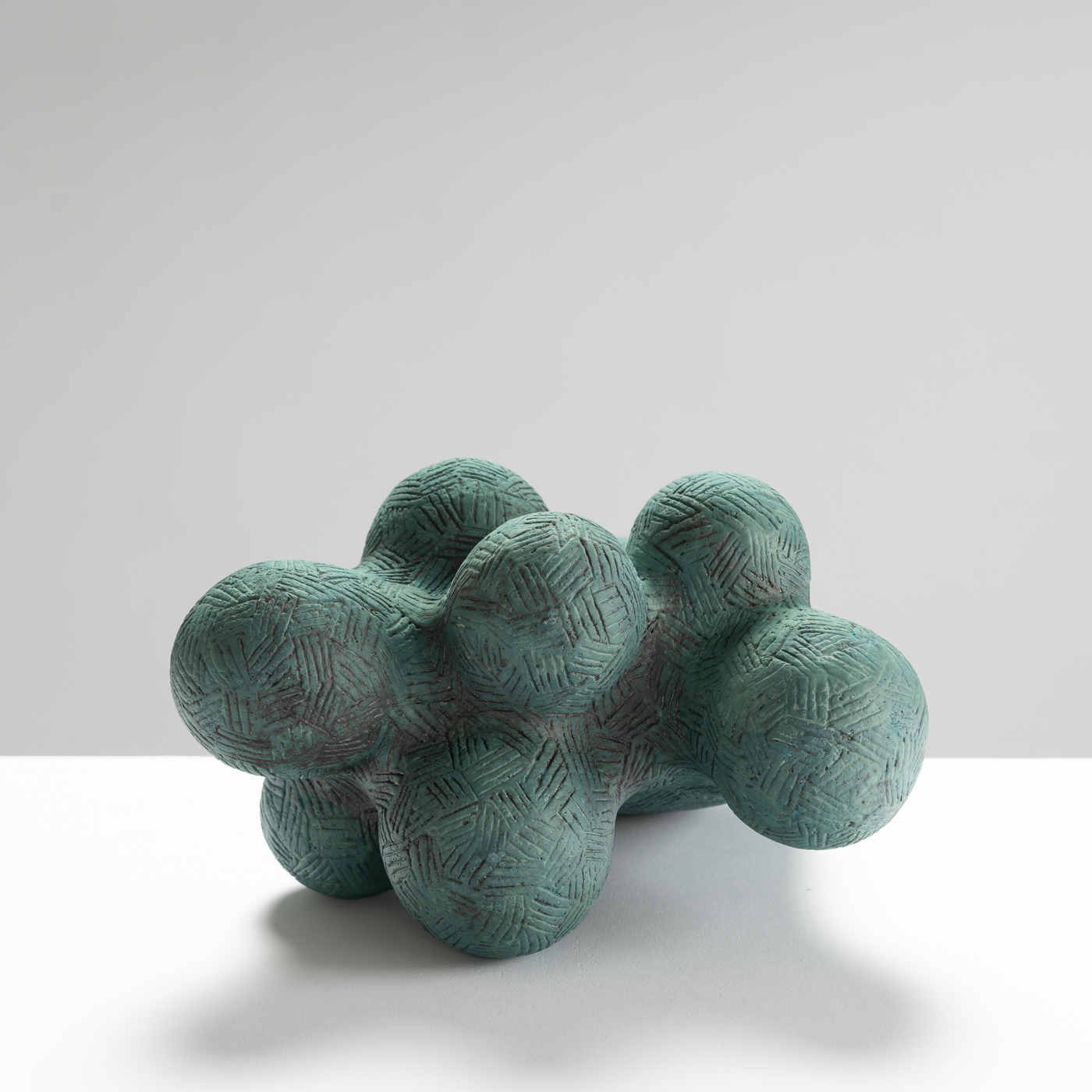 KB561Y37 Cloud Form with Metallic