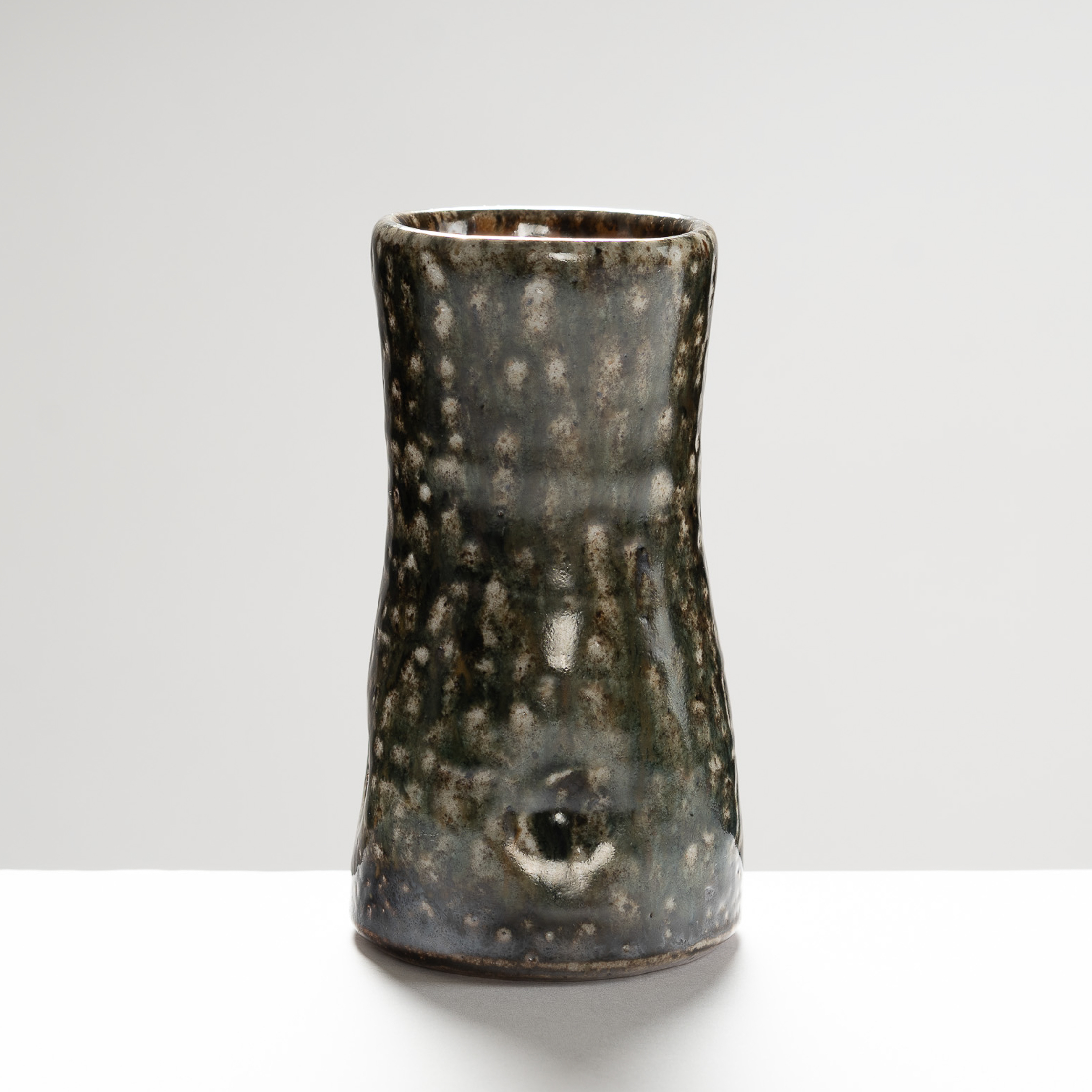 MS162Y297 Small Carafe