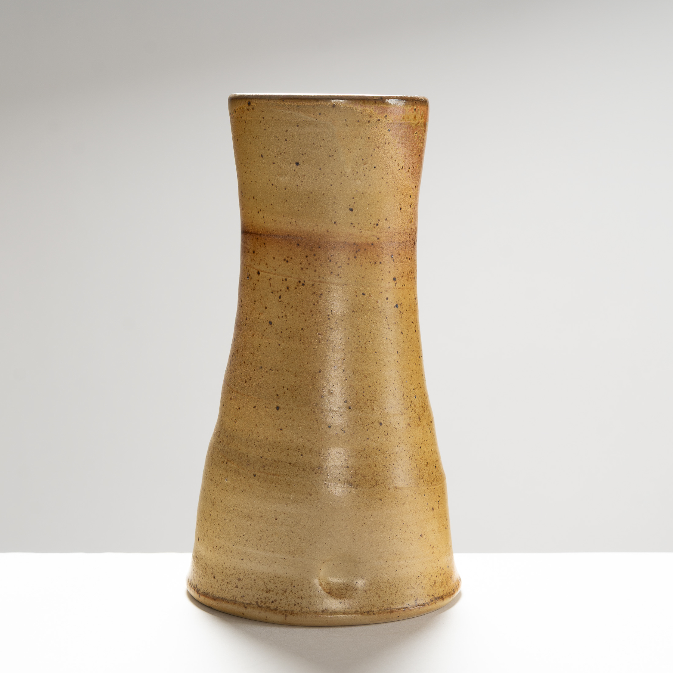 MS162Y298 Tall Carafe