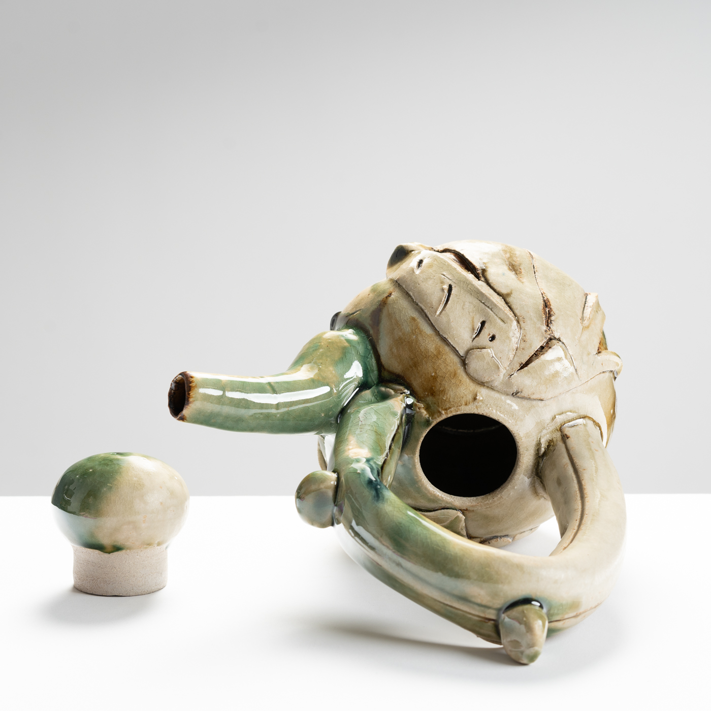 TH144Y704 Teapot Elephant