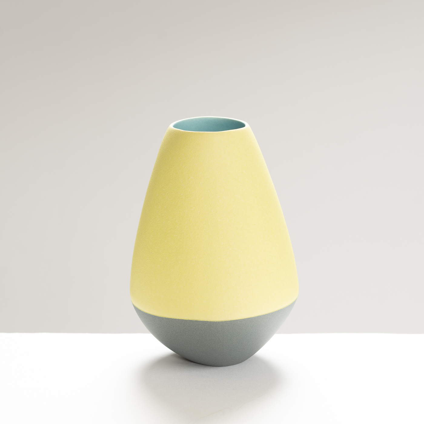 MW354Y111 Medium Vessel