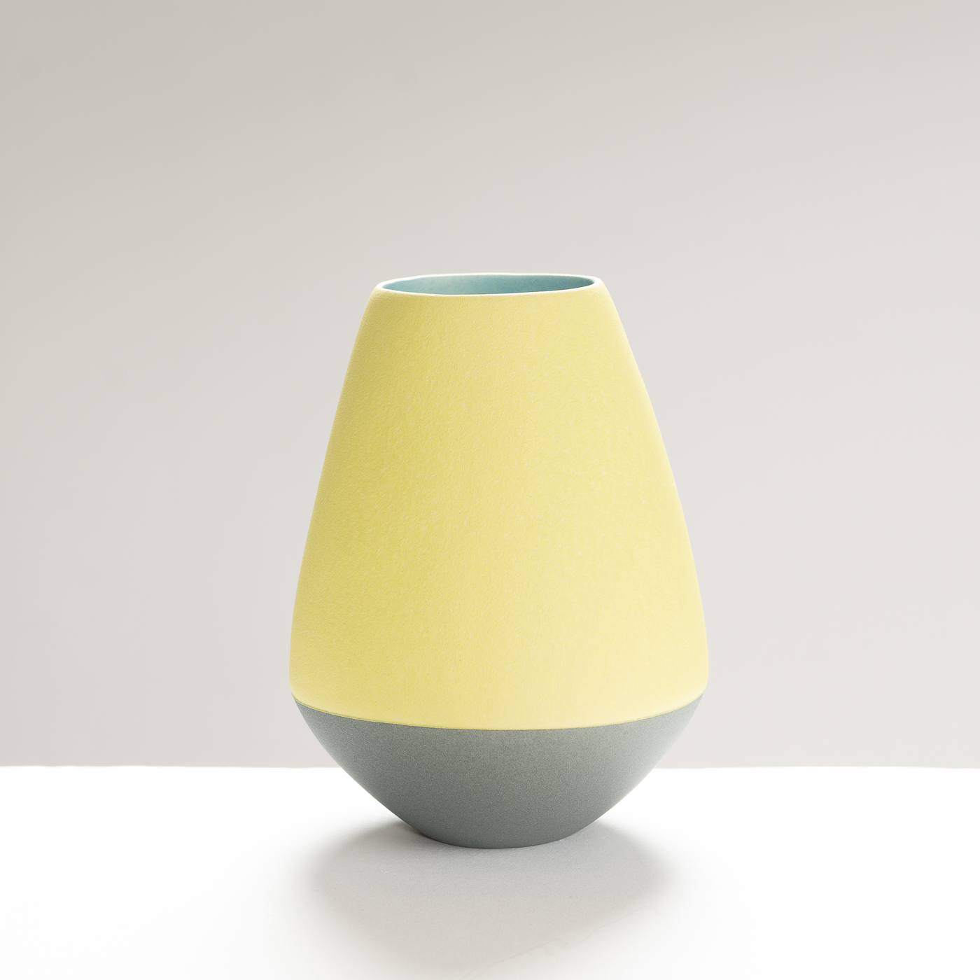 MW354Y111 Medium Vessel