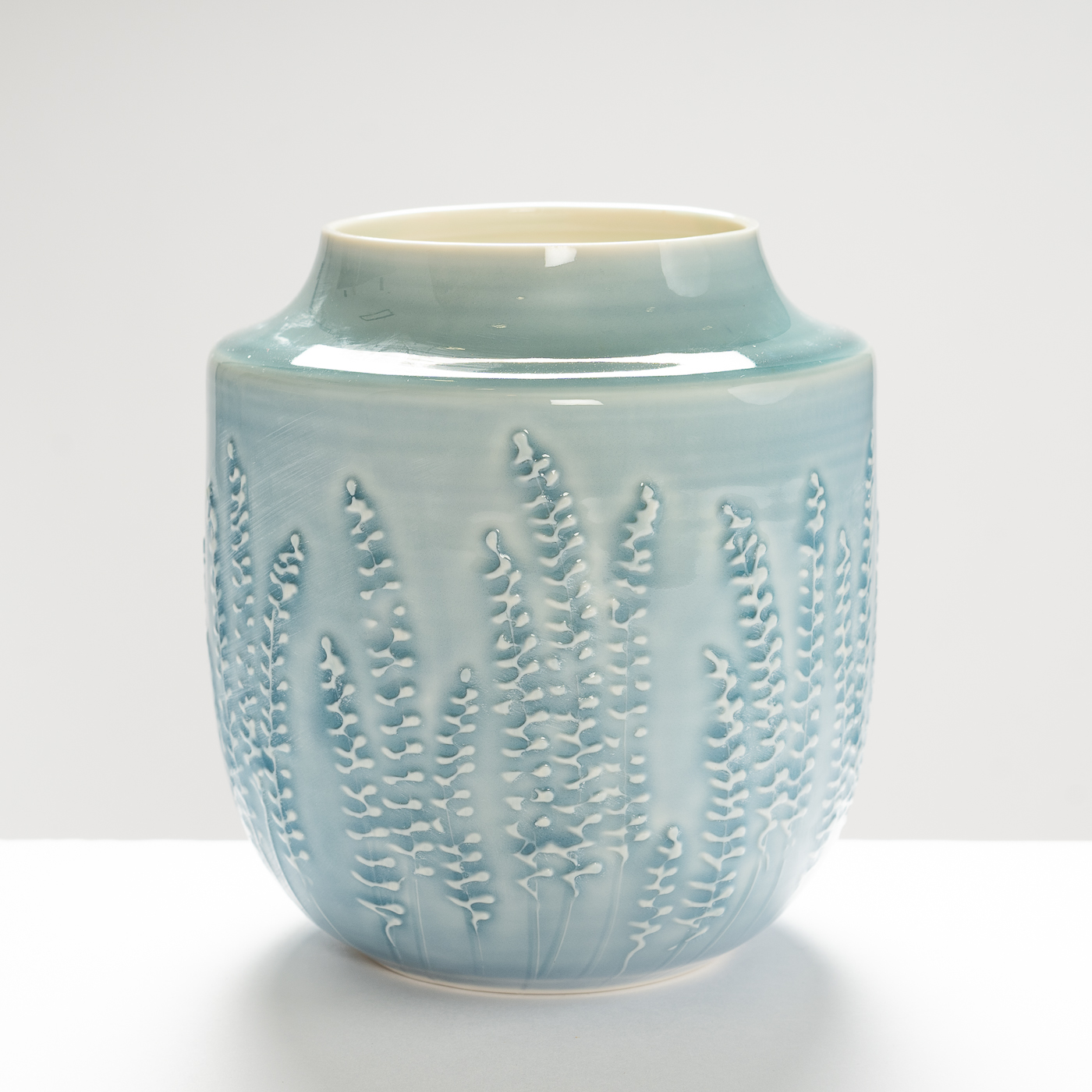 SW530Y103 Large Heather U-Vase
