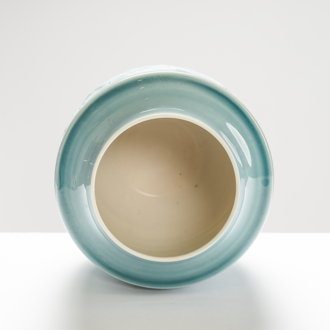 SW530Y103 Large Heather U-Vase