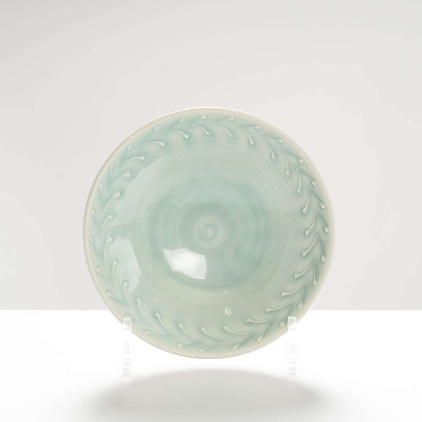 SW530Y95 Shallow Light Blue Nibble Bowl