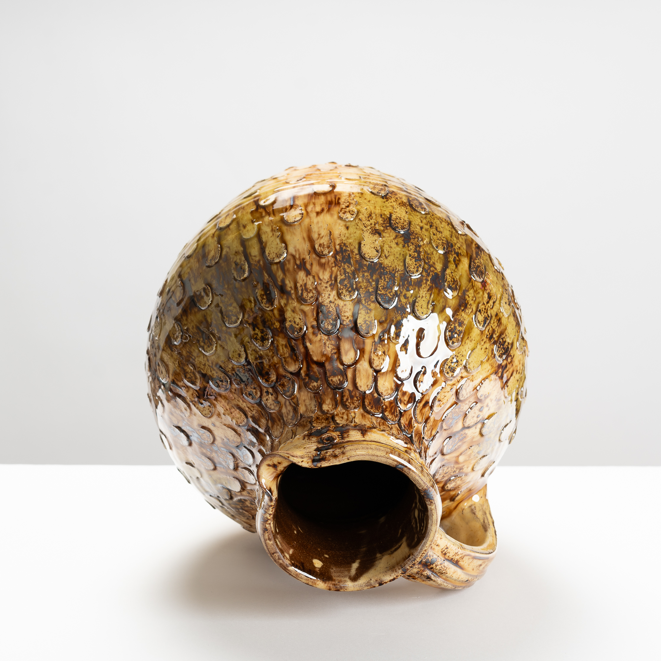 DF481Y83 Large Pellet Jug Pale