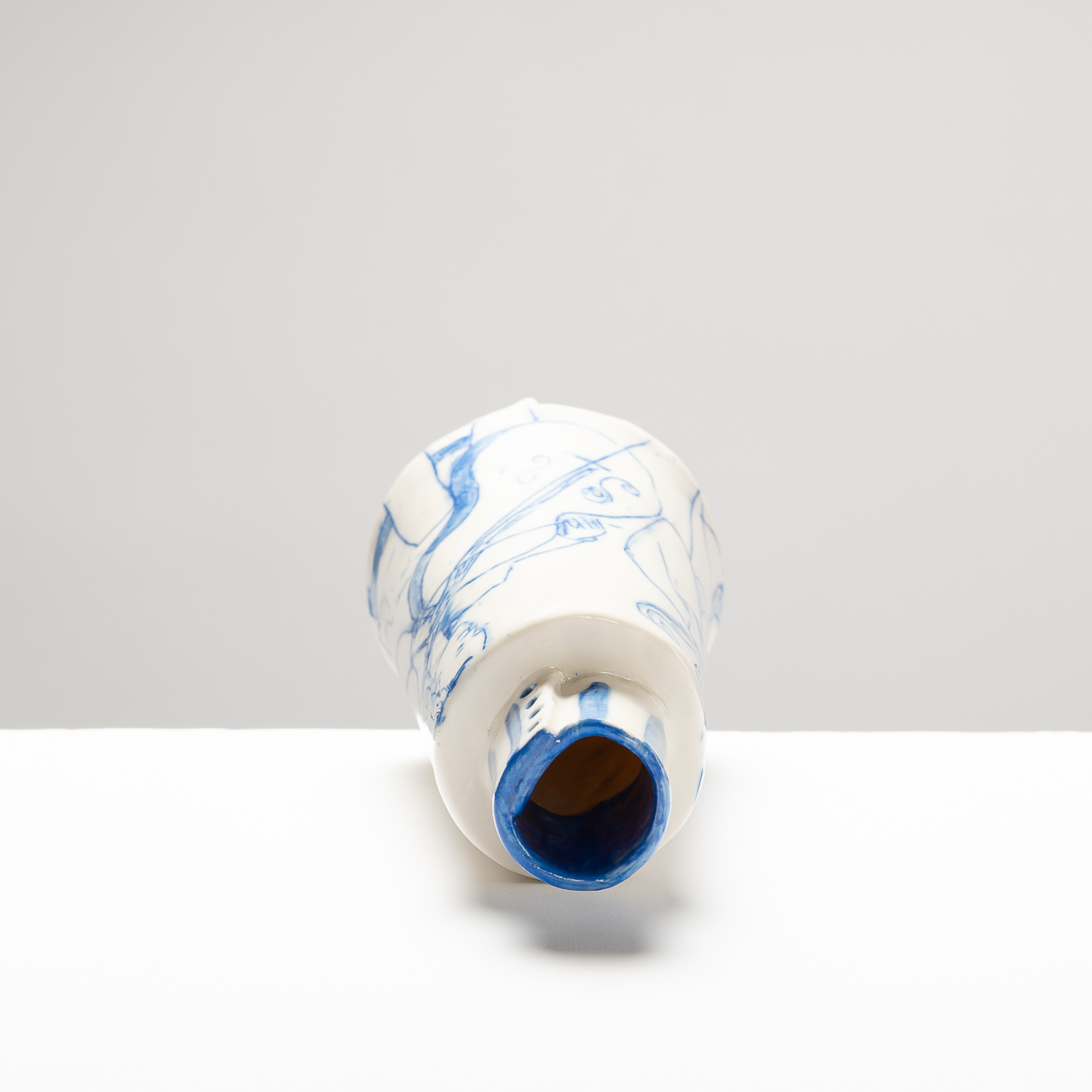 GA541Y29 Cellists Blue