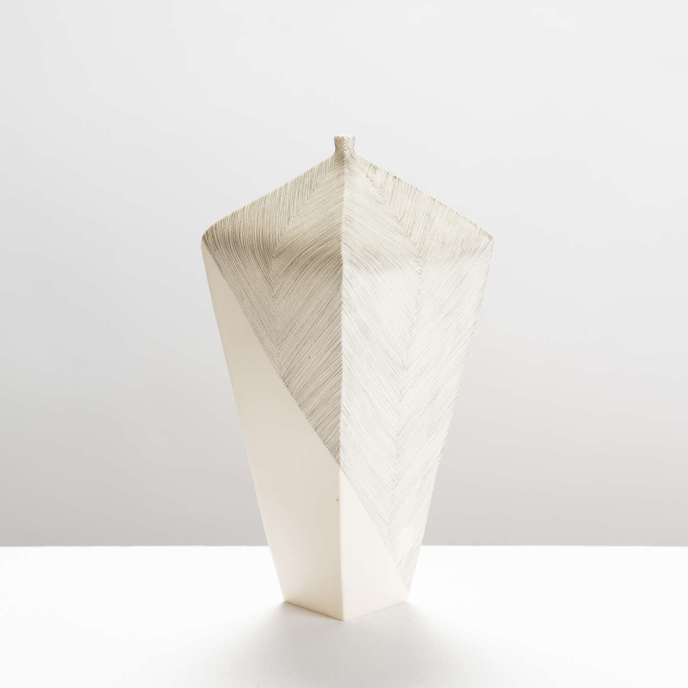 JA512Y35 Tapered Vessel Drawn