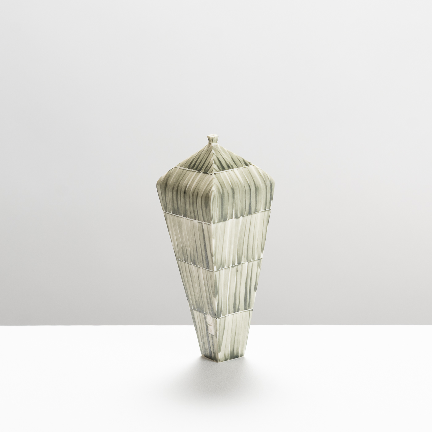 JA512Y36 Tapered Vessel Brush