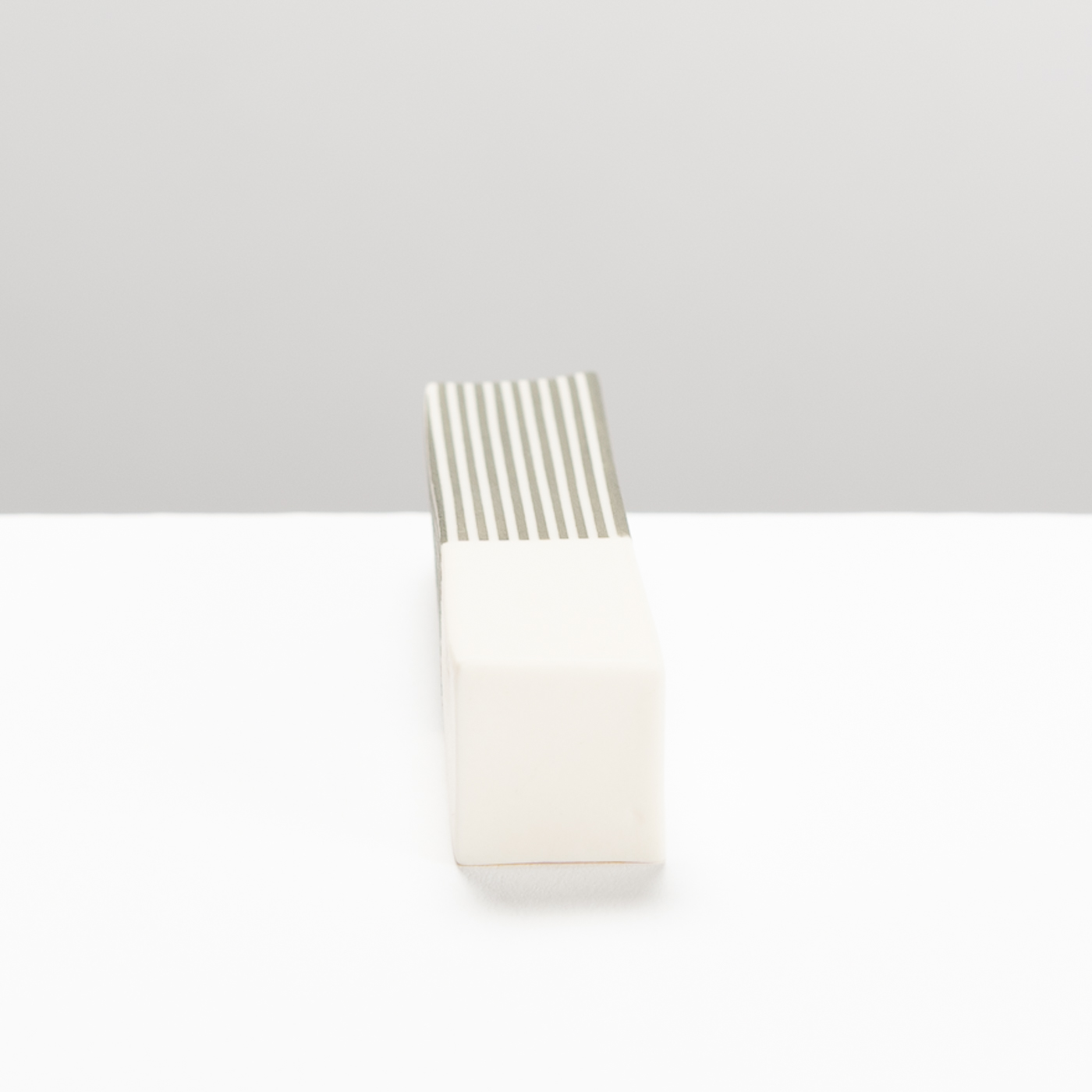 JA512Y42 Tall Rectangular Stripe