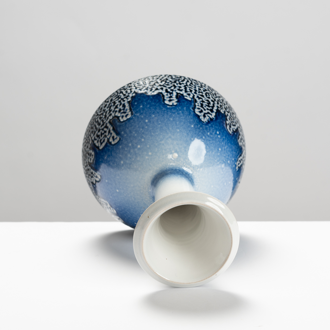 JN357Y362 Saltglazed Bottle