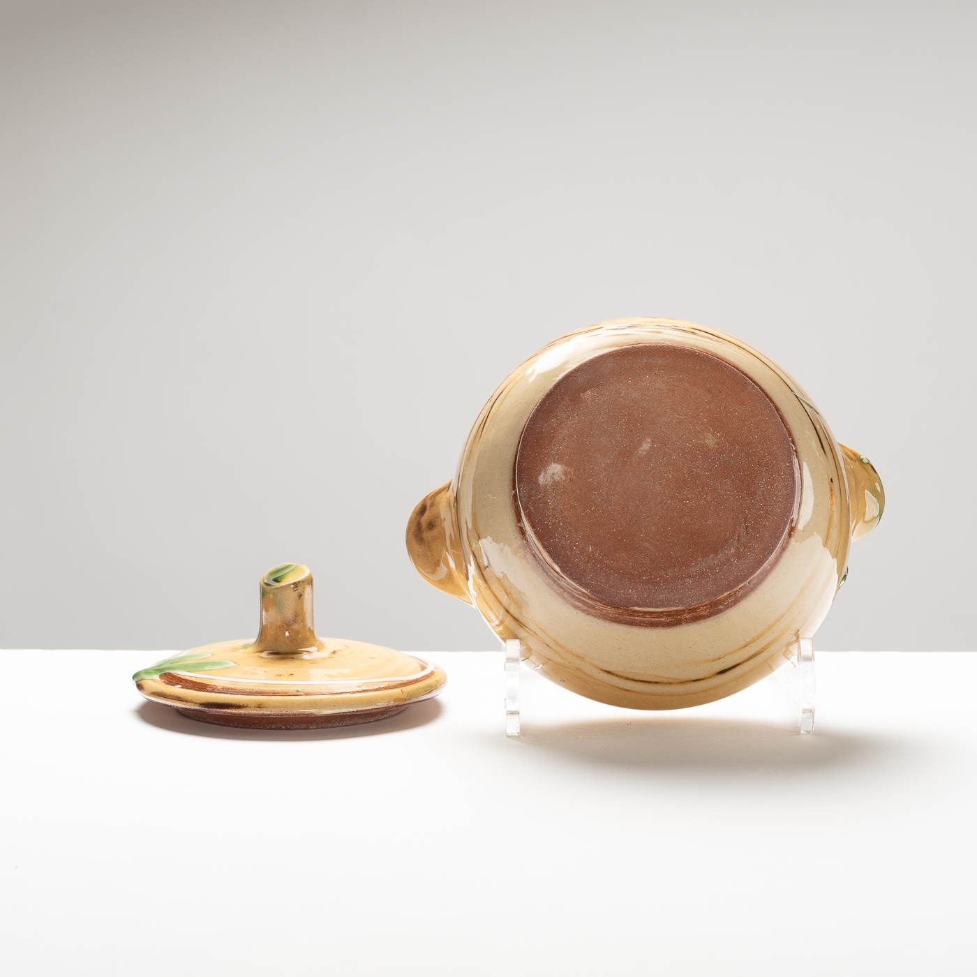 PD338Y154 Small Round Lidded dish