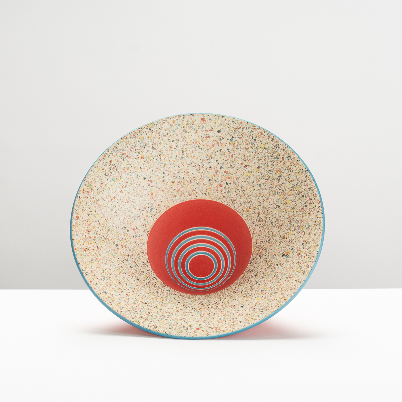 GW524Y179 Flared Flecked Bowl