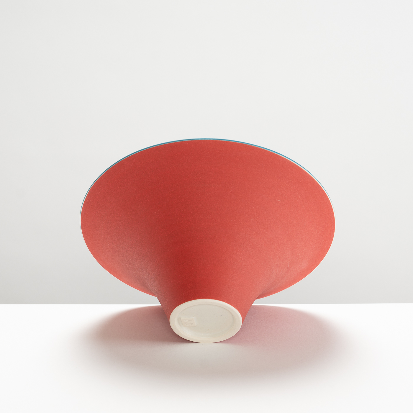 GW524Y179 Flared Flecked Bowl