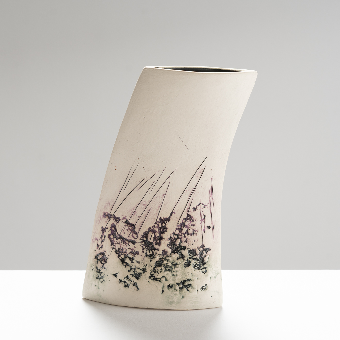 TW92Y1257 Small Journey