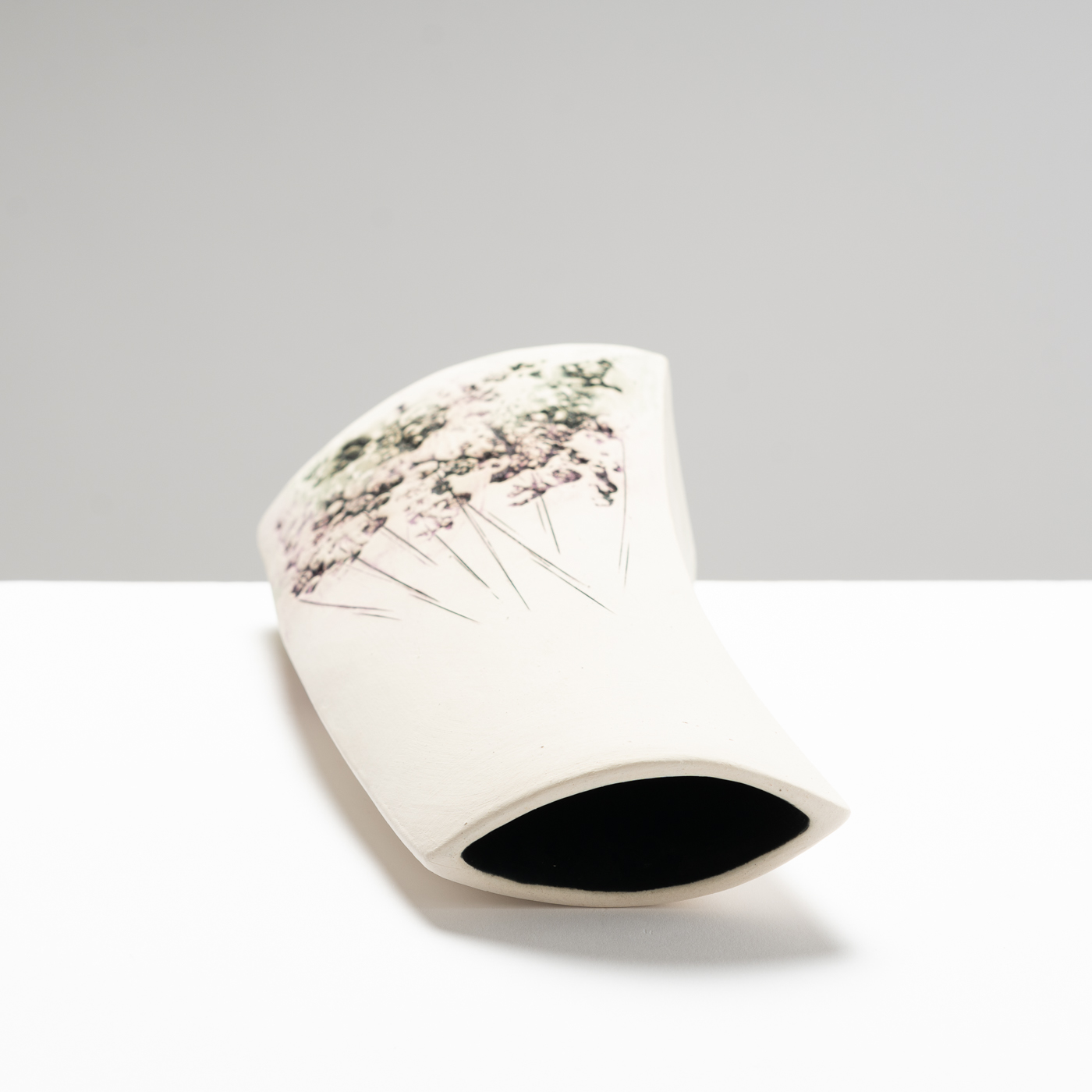 TW92Y1257 Small Journey