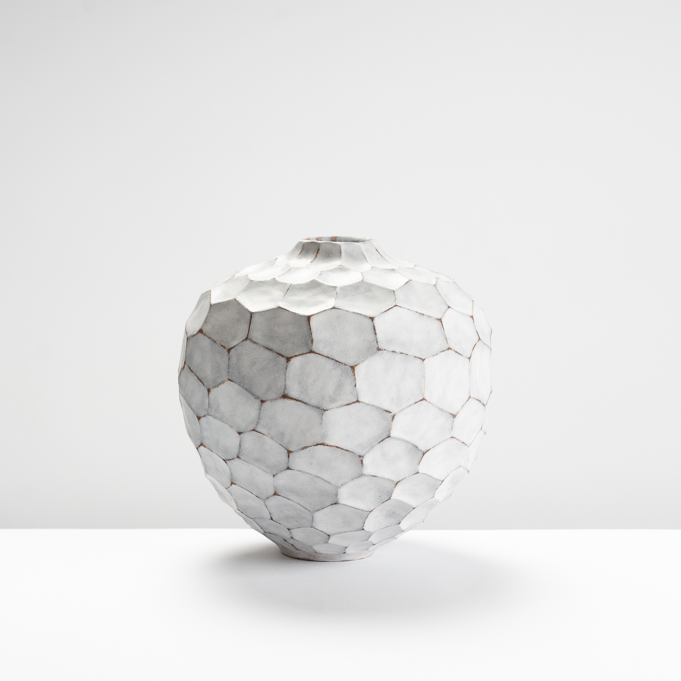 JA542Y47 Chalk White Jar