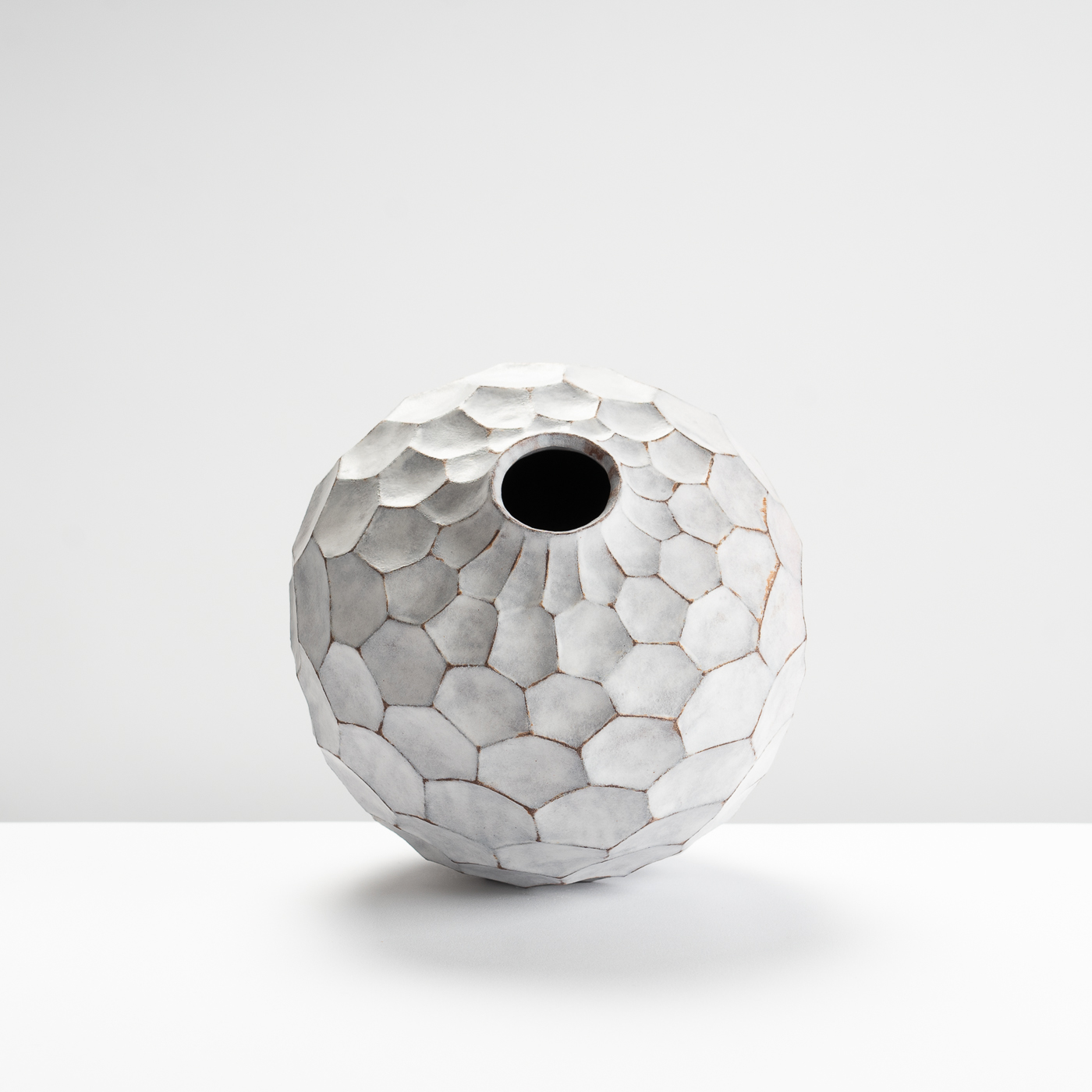 JA542Y47 Chalk White Jar