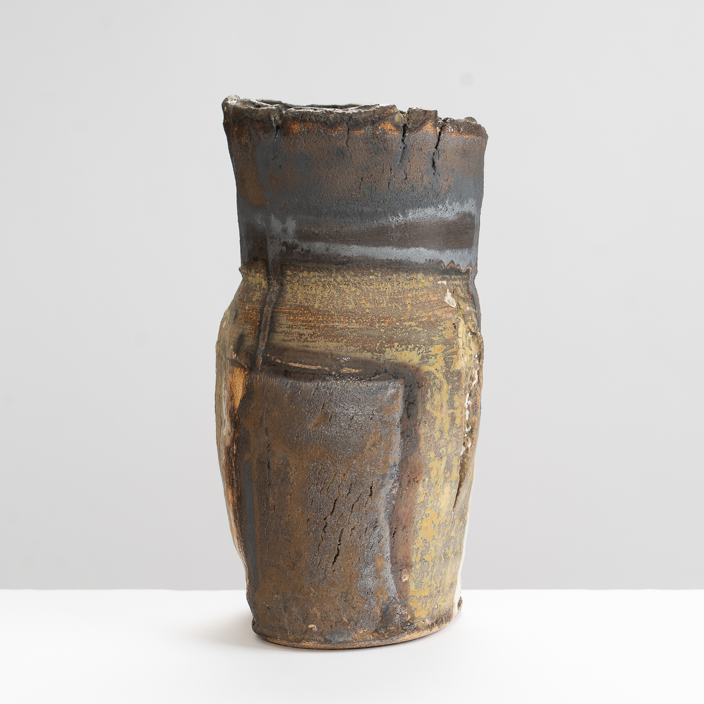 RW312Y175 Scorched Bark Vessel Medium