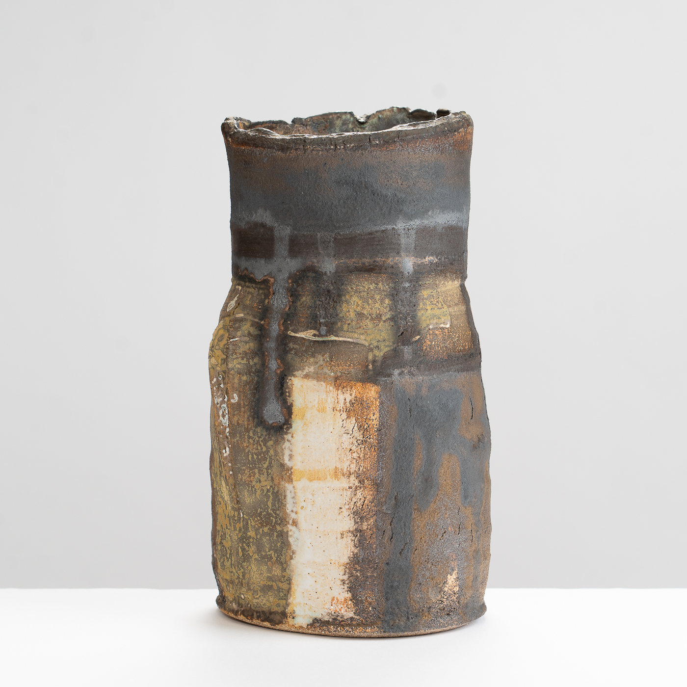 RW312Y175 Scorched Bark Vessel Medium