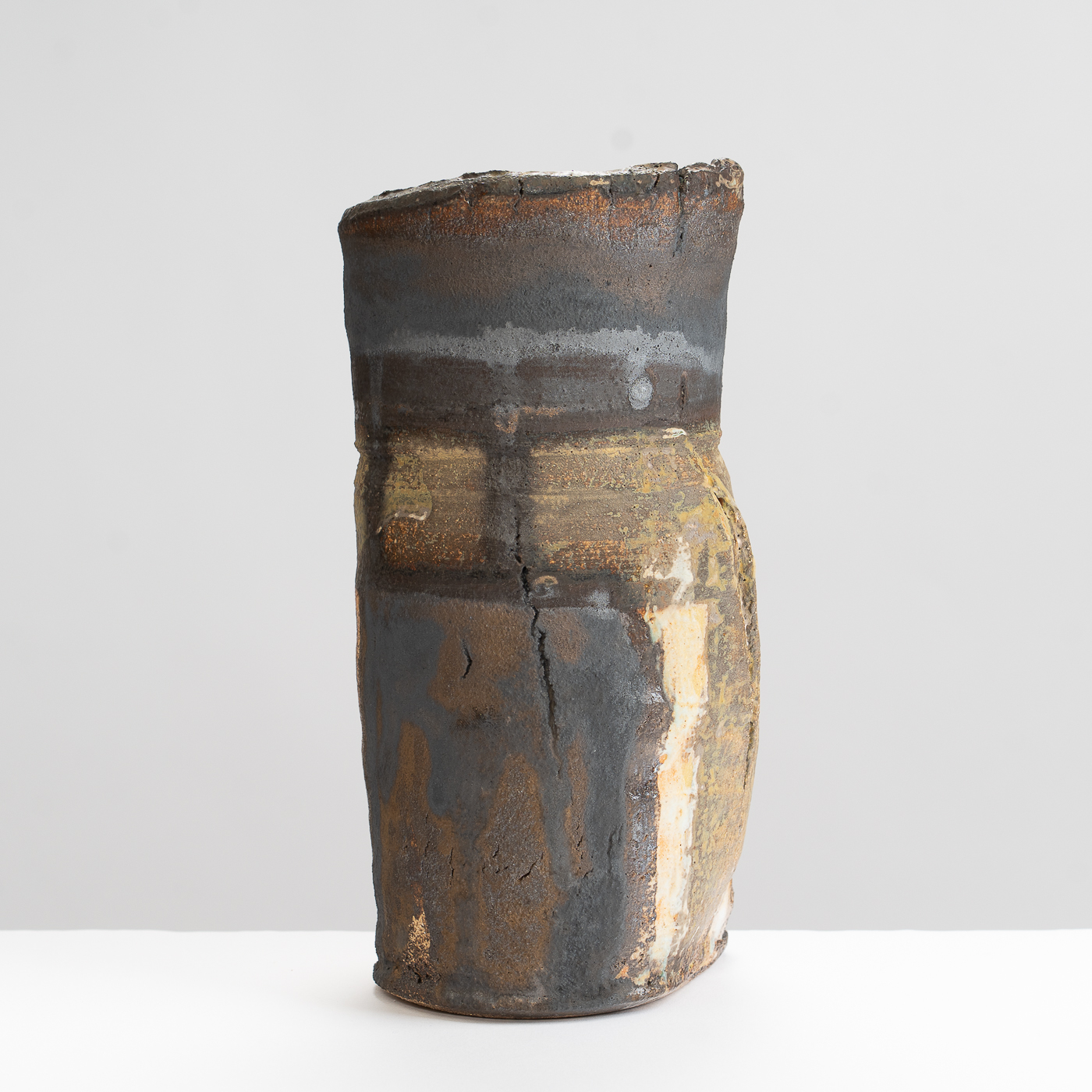 RW312Y175 Scorched Bark Vessel Medium