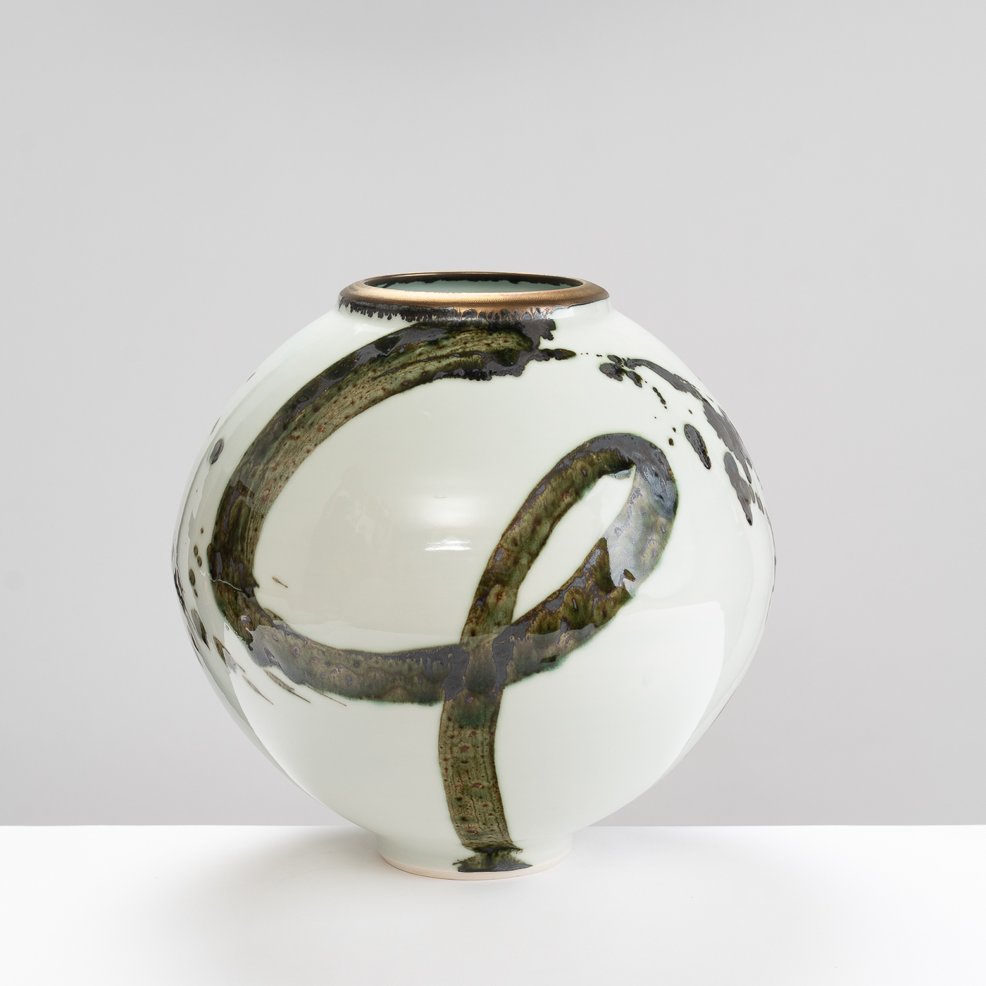 TT525Y170 Large Moon Jar Splash