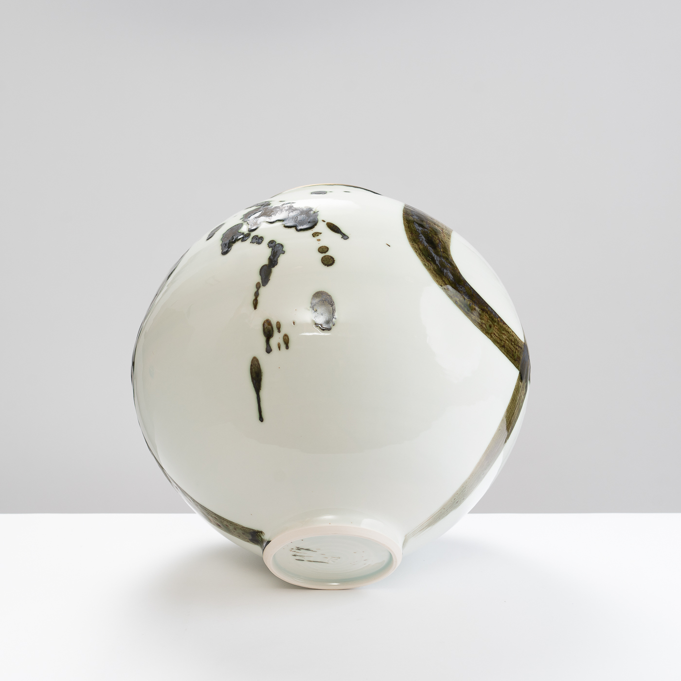 TT525Y170 Large Moon Jar Splash