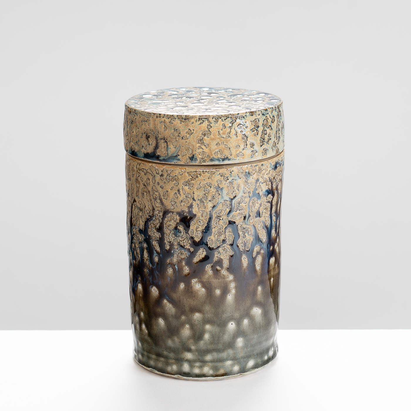 DB440Y372 Lidded Jar